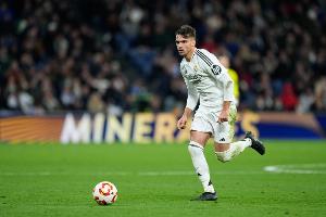 开云体育官网-劳尔-阿森西奥失误！法比安推射空门，皇马本届世俱杯首次落后