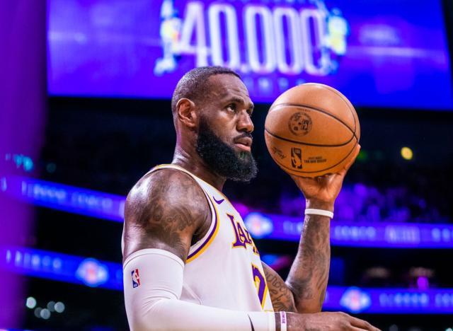 【观察】揭秘詹皇4万分：4个时代进攻4度进化